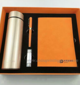 notebook and pen set